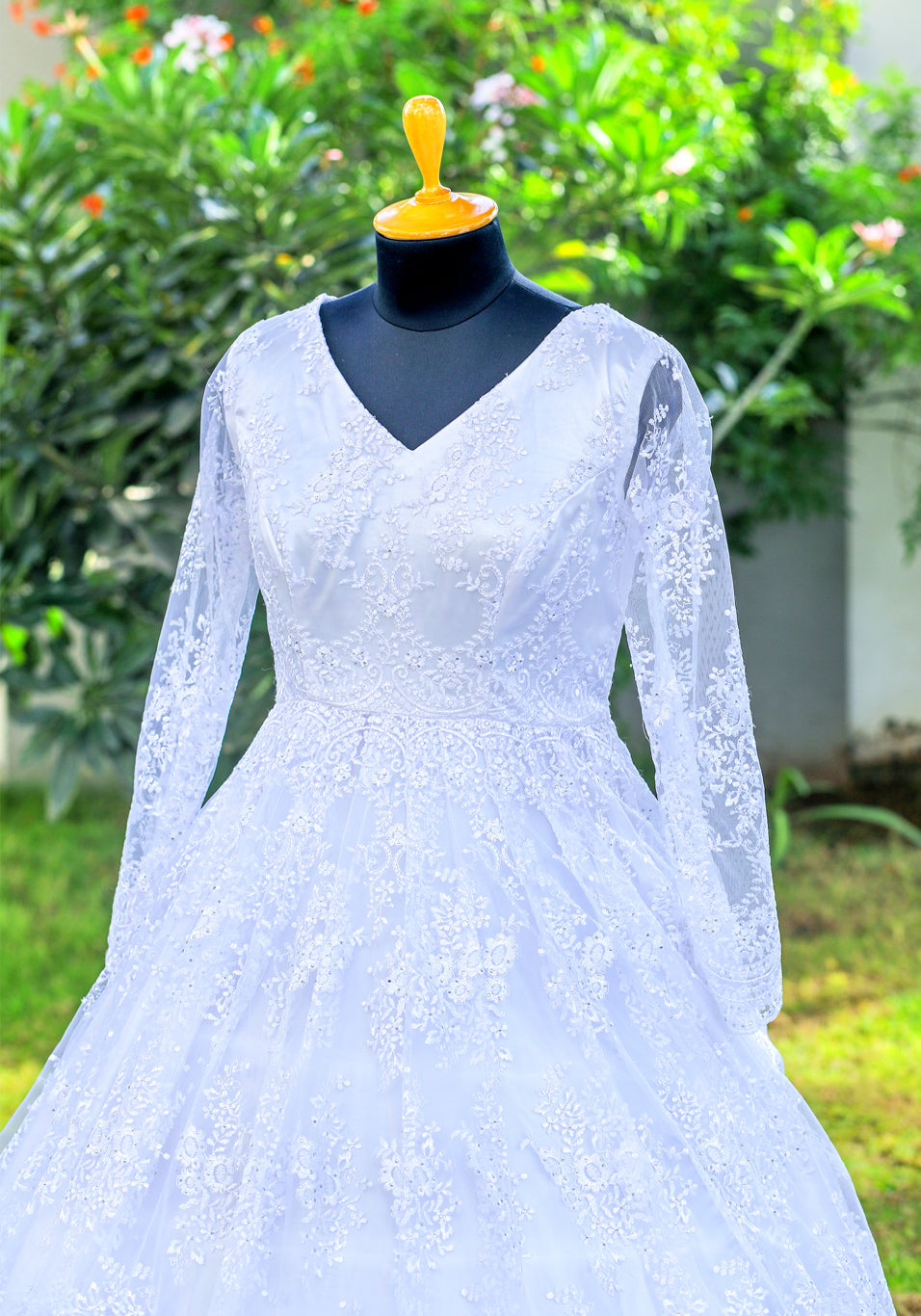 Graceful Ball Gown Wedding Dress with Back Knot